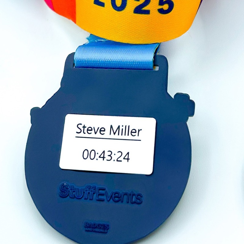 Engraved medal insert
