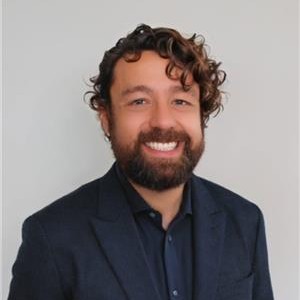 Jonathan Mogg, Realtor